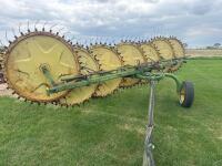 JD 567 wheel rake