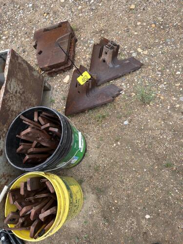 Cultivator shovels, NH 3 tips, suitcase weights