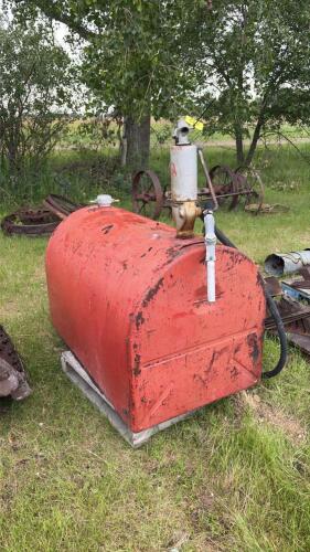 Large slip tank with hand pump