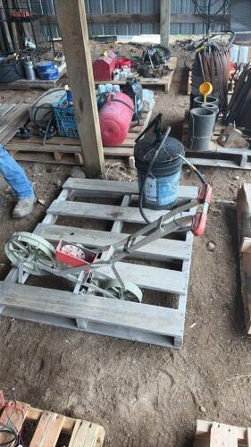 Garden seeder/ pale oil pump