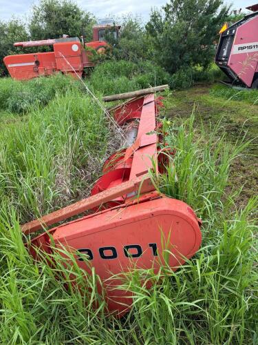 9001 pick up header off MF 860