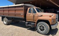 1985 Ford F700
