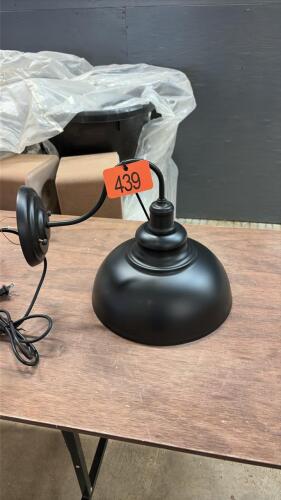 10- wall mount lights (NEW)