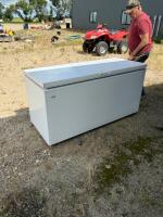 Large deep freeze