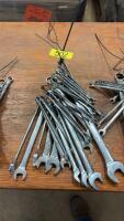 Metric/imperial wrenches