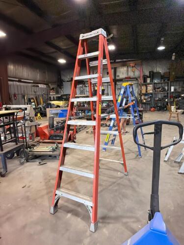 Louisville 8ft ladder