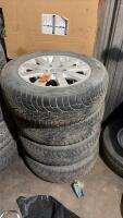 4- 225/65R17