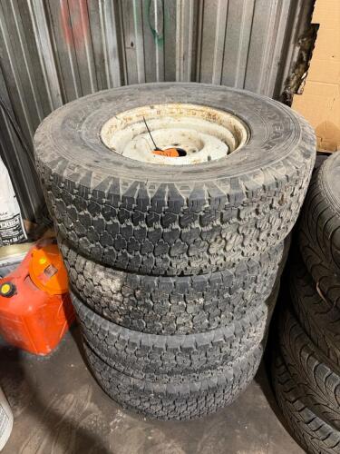 4- 31x10.5 R15 LT Used