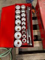 1&rdquo; drive socket set