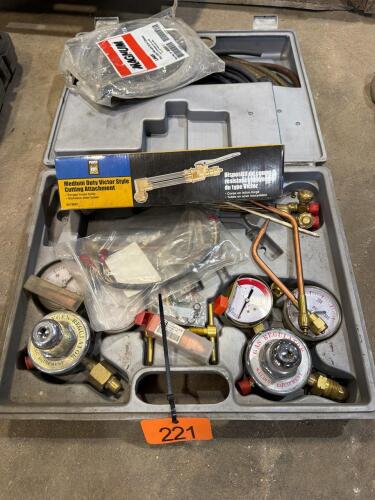 Acetylene torch hoses and gages