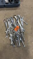 Assorted wrenches