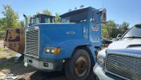 1989 Freightliner day cab highway tractor