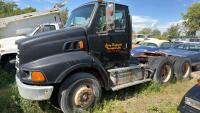 1997 Ford Louisville day cab highway tractor
