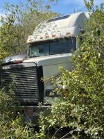 Freightliner w/bunk NO TOD