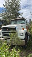 Ford L9000 day cab NO TOD