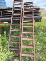 Heavy duty trailer ramps