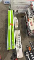 3- 4&rsquo; led garage stoplight (new) 6- 3ft led shoplight