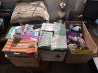 Assortment of bulbs new