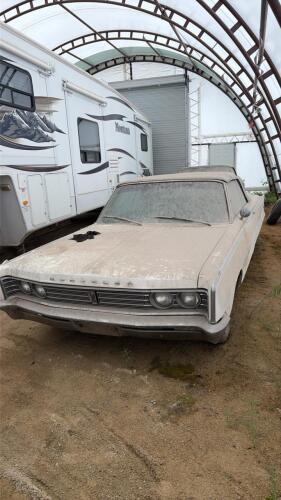 Chrysler Newport 2 door convertible