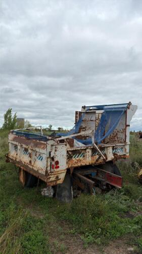 10&rsquo; dump box