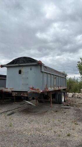 1975 arnes Tandem end dump trailer