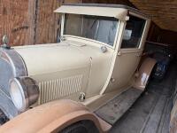 1927 Dodge pick up w/wooden wheels