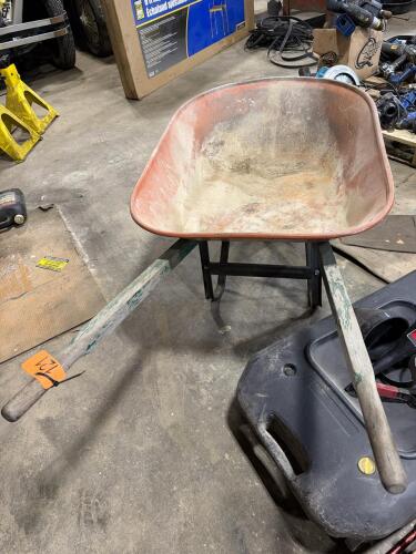 Wheel barrel