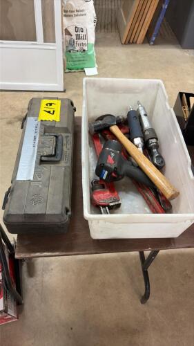 Torque wrench, hand tools