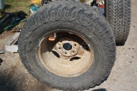 Cooper LT265/75R16 tire on 6 bolt rim