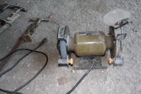 Bench grinder