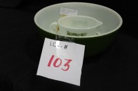 pyrex bowl and gravy boat