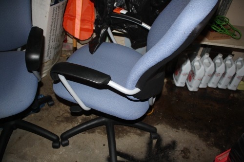 2 - blue computer chairs Bid is per chair - must take 2 chairs