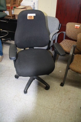 Adjustable Computer chair (black)