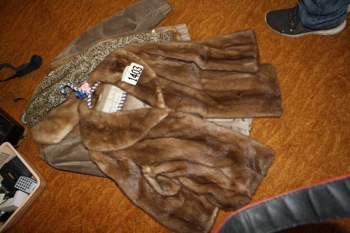 2 - fur coats, Gloves & Leather mitts