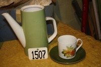 Coffee set w/ 6 cups & saucers