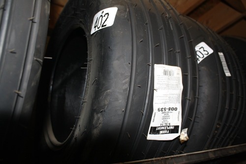 1-9.5L x 14 implement tire (Please note an additional charge of $3.75 for Tire Levy)