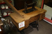 standard sewing machine w/stand (complete) 722327