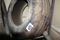 1-9.5 x 15 4 rib front tractor tire (Please note an additional charge of $3.75 for Tire Levy)