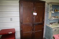 4 door wooden cabinet w/6 shelves