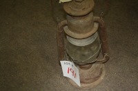 unmarked coal oil lantern w/ glass