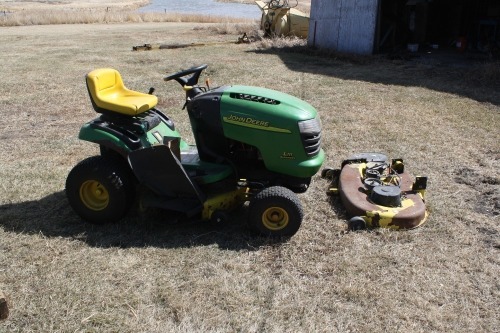 JOHN DEERE L111 GARDEN TRACTOR