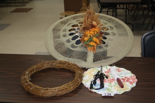 T134-wall hangings and curling irons
