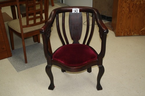 T143-ornate arm chair