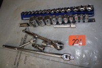 1/2" DRIVE RATCHETS, SWING BAR, SWIVELS, SOCKETS