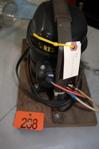 AC VACUUM PUMP