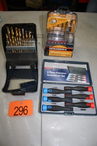 ASSORTMENT OF DRILL BITS, SOCKET ENDS, SCREWDRIVER SET