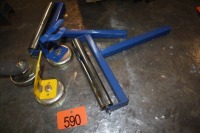 MAGNETS, 2 - ROLLER STAND ENDS