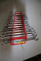 POWER FIST 14 PIECE COMBO WRENCH SET 8MM - 32 MM