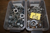 QUANTITY OF LARGE LOCK WASHERS & NUTS