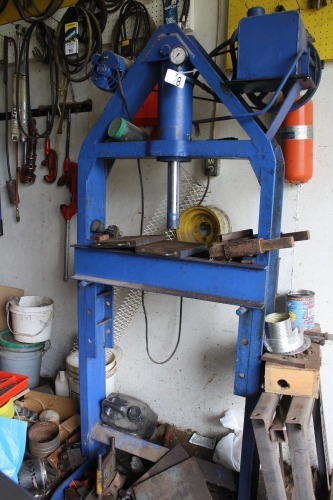 HOMEBUILT HYDRAULIC SHOP PRESS